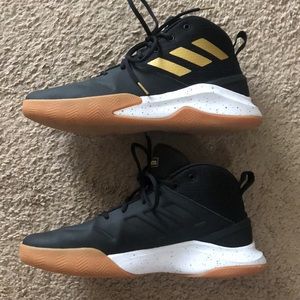 Men’s Adidas Shoes. Almost Brand New!